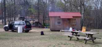 Cabin 3 Sleeps 4 adults or a family with 3-4 kids